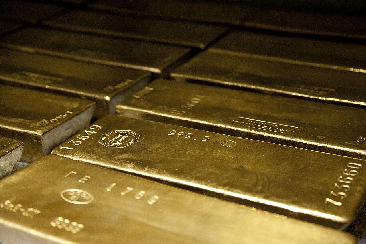 Goldman Sachs різко скоротив прогноз по золоту на кінець року, пославшись на су… — VIR.GROUP